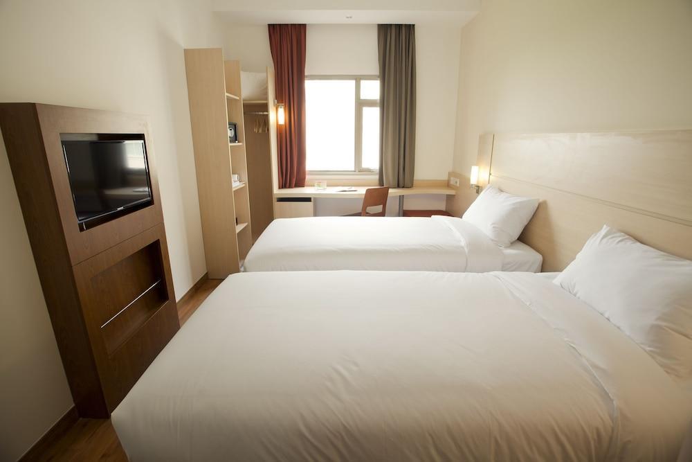 Hotel Ibis Saigon South Ciudad Ho Chi Minh  Exterior foto