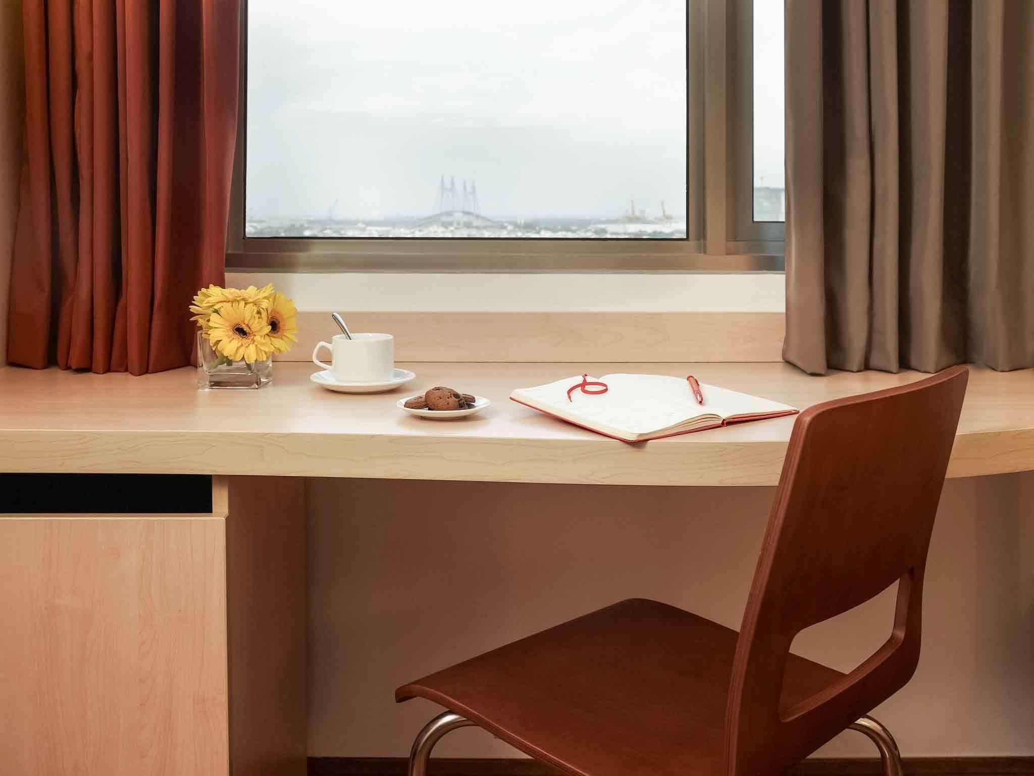 Hotel Ibis Saigon South Ciudad Ho Chi Minh  Exterior foto