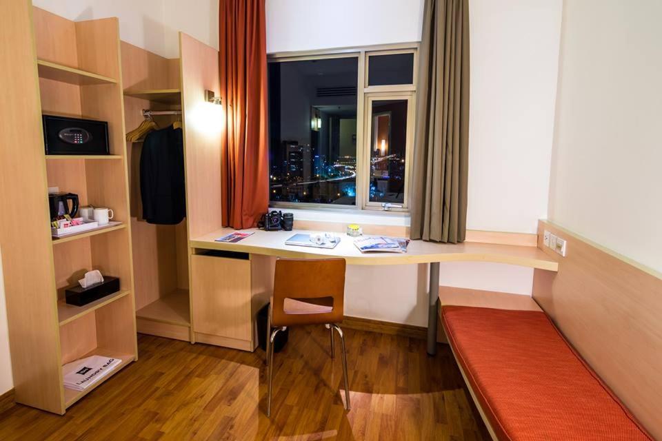 Hotel Ibis Saigon South Ciudad Ho Chi Minh  Exterior foto